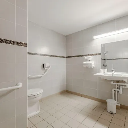 Otel Ace 3*